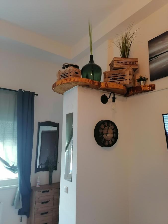 פטרוברדין Apartman Stimac מראה חיצוני תמונה